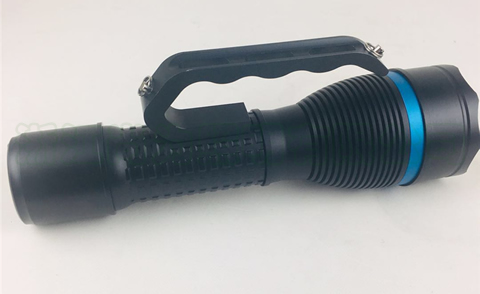 尚為SW2330手提式防爆探照燈的實(shí)物圖 尚為SW2330手提式防爆探照燈的實(shí)物圖